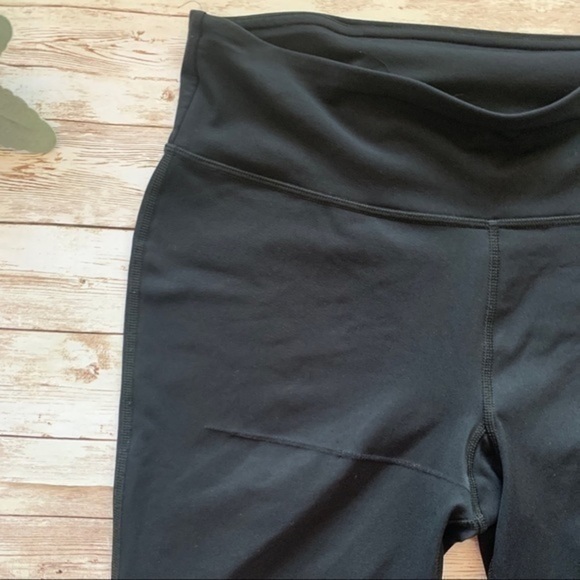 UNDER ARMOUR - Picture 3 of 3